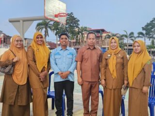 Syaharuddin Alrif Fasilitasi Keberangkatan Tim Guru Sidrap ke Jakarta