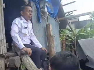 Program Antikemiskinan Sidrap: Rumah Warga Amir Dibedah