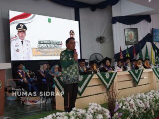 Bupati Sidrap Hadiri Wisuda VII UMS Rappang, Lepas 553 Alumni S1 dan S2