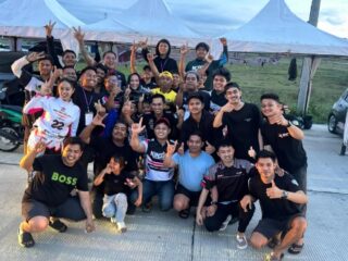 Gaspol Tanpa Ampun! M 7 R Kuasai Lintasan Drag Race Bupati Sidrap Cup