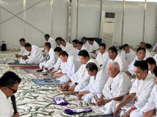 Khusyuk di Padang Arafah, Dr. Bunyamin Ajak Jemaah Haji Perbanyak Syukur dan Doa