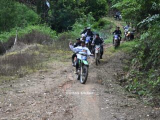 Motor Trail Jadi Kendaraan Bupati Sidrap Menyapa Warga di Pelosok Tana Toro